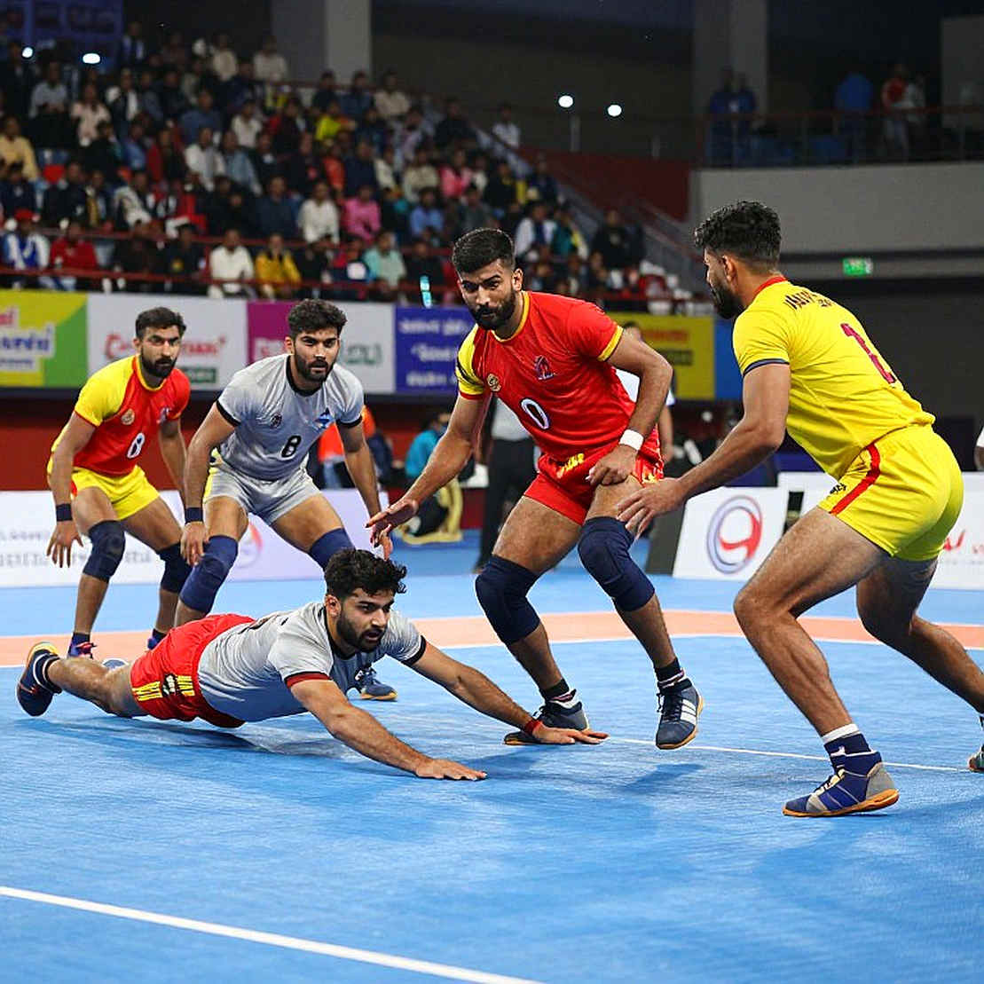 ১৯.২ লক্ষ টাকার সিলিং: KCL-এর রিটেনশন তালিকা ভারতের কাবাড্ডি-পিরামিড নিয়ে যা বলে ১৯.২ লক্ষ টাকার সিলিং: KCL-এর রিটেনশন তালিকা ভারতের কাবাড্ডি-পিরামিড নিয়ে যা বলে