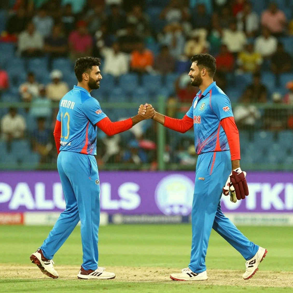 খালেদ আহমেদ: কাউন্টির ১৬ উইকেট, আবুধাবির গরম আর বাংলাদেশের প্রথম-শ্রেণি প্রকল্প খালেদ আহমেদ: কাউন্টির ১৬ উইকেট, আবুধাবির গরম আর বাংলাদেশের প্রথম-শ্রেণি প্রকল্প