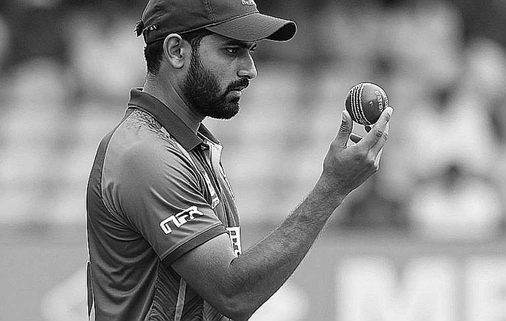 ৭০ লাখ 'পয়েন্ট' আর একটা এনওসি: মুস্তাফিজের দাম ঠিক হয় ক্যালেন্ডারে, বোলিংয়ে নয়