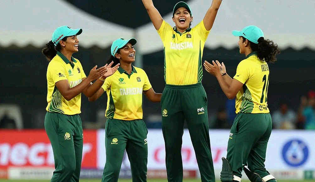 খালি পাতার সত্য: ট্রান্সফার উইন্ডোর গুজব-অর্থনীতি এবং ক্রিকেট বিশ্লেষণের নৈতিকতা খালি পাতার সত্য: ট্রান্সফার উইন্ডোর গুজব-অর্থনীতি এবং ক্রিকেট বিশ্লেষণের নৈতিকতা