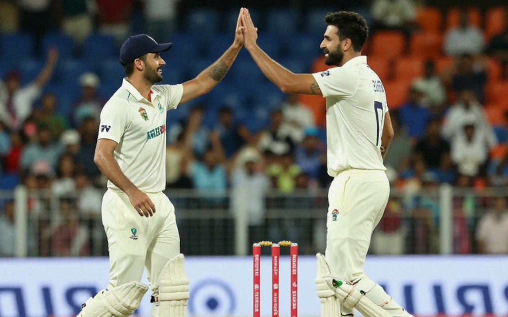 চার দিনে দুই সেঞ্চুরি, দুই ভিন্ন ফরম্যাট: কনস্টাসের ১৪৯ আসলে কী বলে