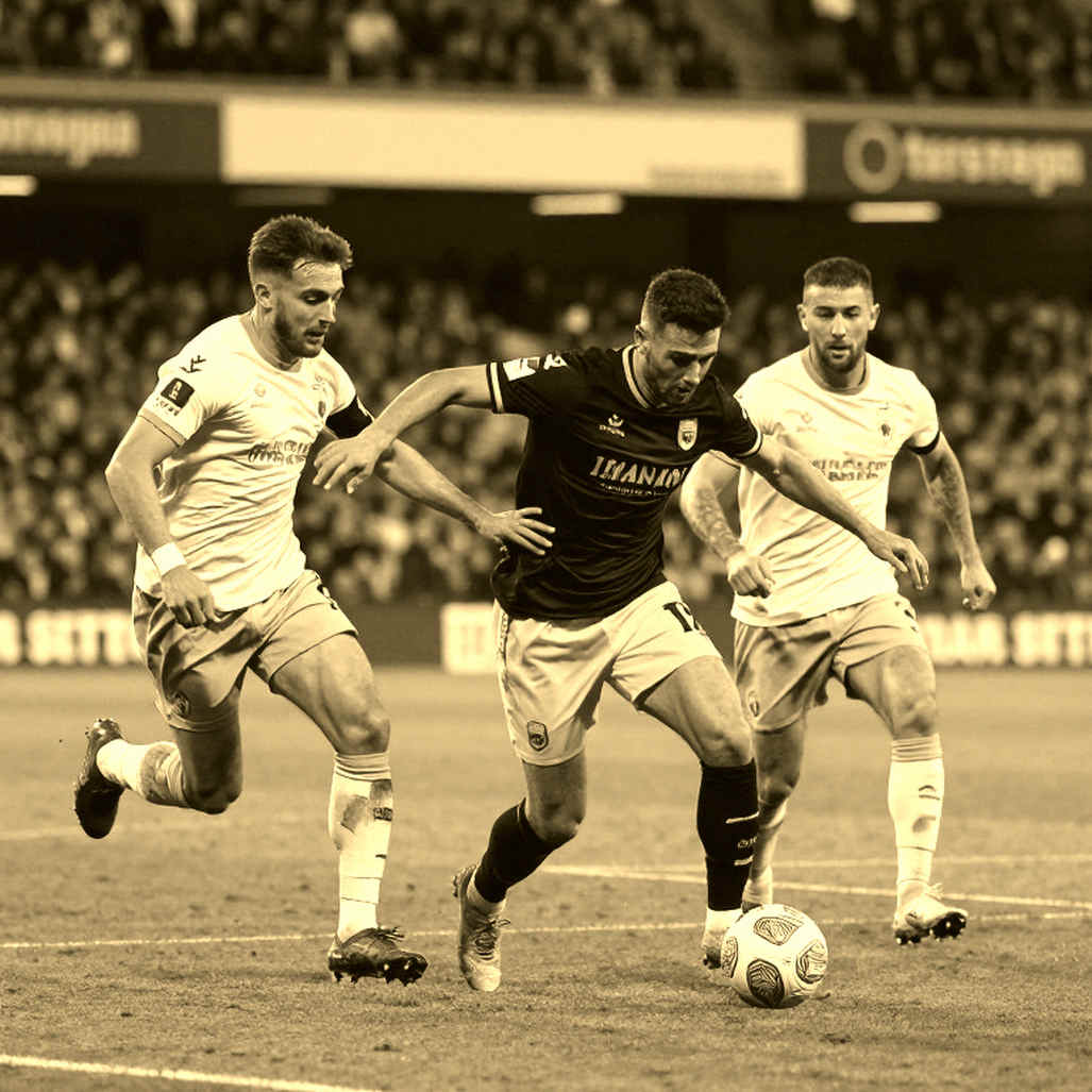 Invincible at Home, Fragile Away: Italiano's Bologna, the Second-Half Fracture and the Weight of the International Break