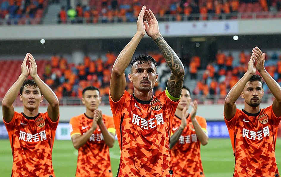 যে খাতা ফাঁকা, সে খাতাই সবচেয়ে জোরে কথা বলে যে খাতা ফাঁকা, সে খাতাই সবচেয়ে জোরে কথা বলে