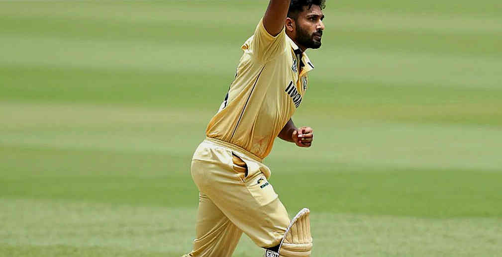 মাঝের ওভার এখন ফিল্ডের সবচেয়ে দামি জমি