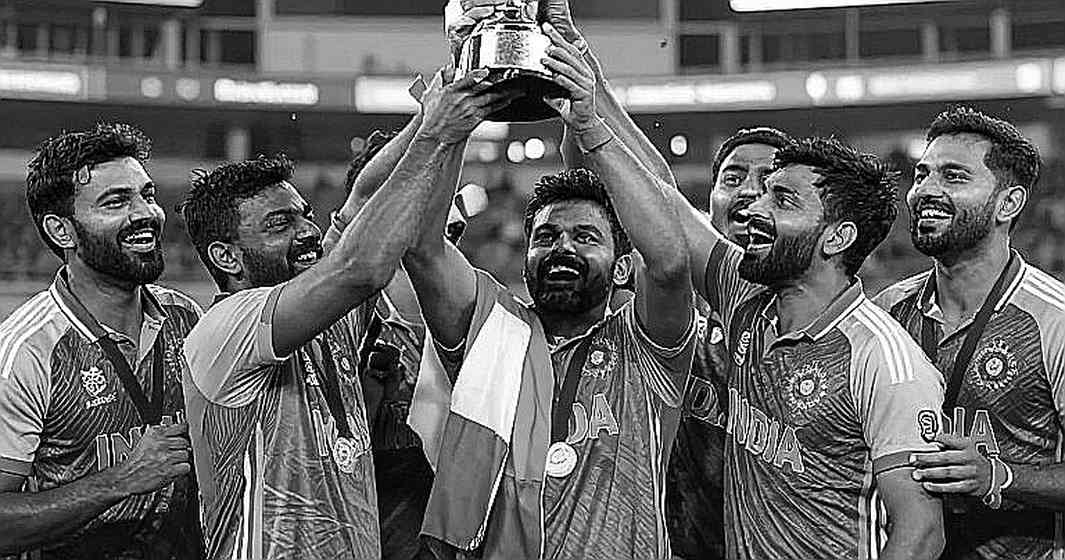 ছক্কার চেইন: এশিয়ার ক্রিকেট মাঠে ব্লকচেইনের নীরব ঢেউ ছক্কার চেইন: এশিয়ার ক্রিকেট মাঠে ব্লকচেইনের নীরব ঢেউ