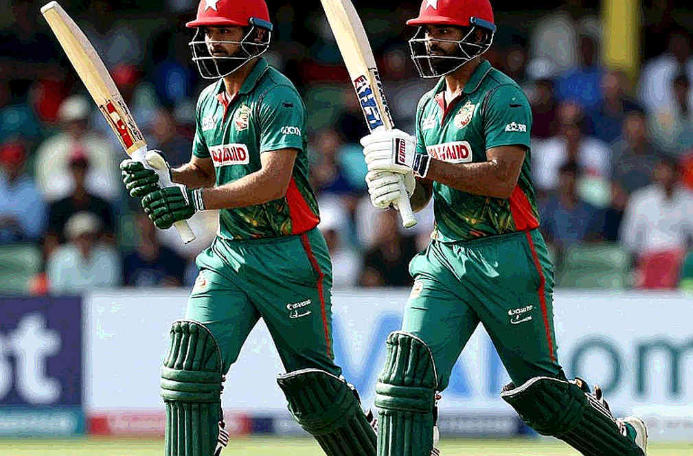 ট্রান্সফার বাজারে শব্দের বন্যা, আর নীরবতার এক লেন