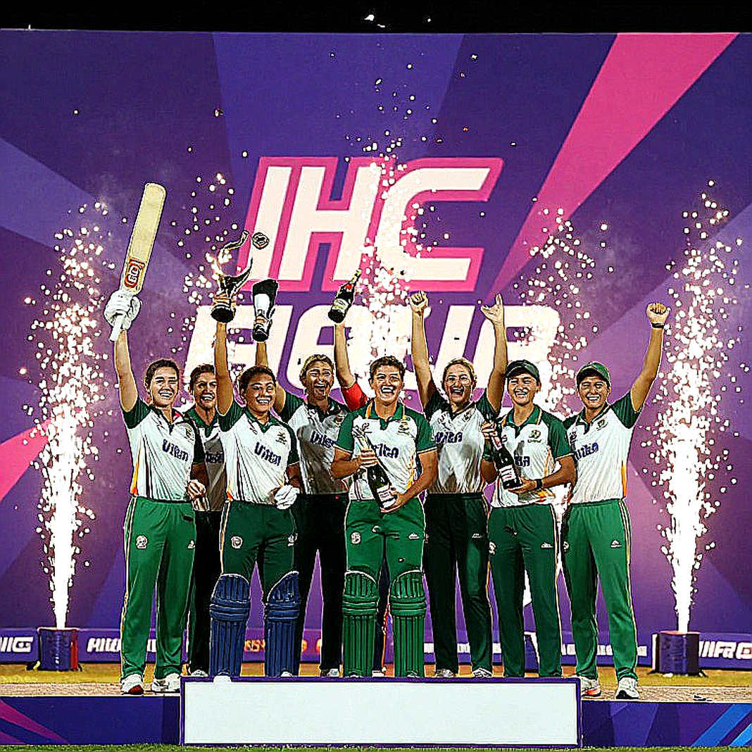 ৫৩ রান, ৯০ বল, আর ক্যাপশনের 'brilliant' শব্দটি