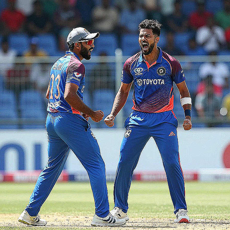 ভর্তুকির টেস্ট: ক্যারিবিয়ানে নারী টেস্টের প্রশ্ন, হরমনপ্রীতের উত্তরাধিকার আর অস্ট্রেলিয়ার হোয়াইটওয়াশ ভর্তুকির টেস্ট: ক্যারিবিয়ানে নারী টেস্টের প্রশ্ন, হরমনপ্রীতের উত্তরাধিকার আর অস্ট্রেলিয়ার হোয়াইটওয়াশ