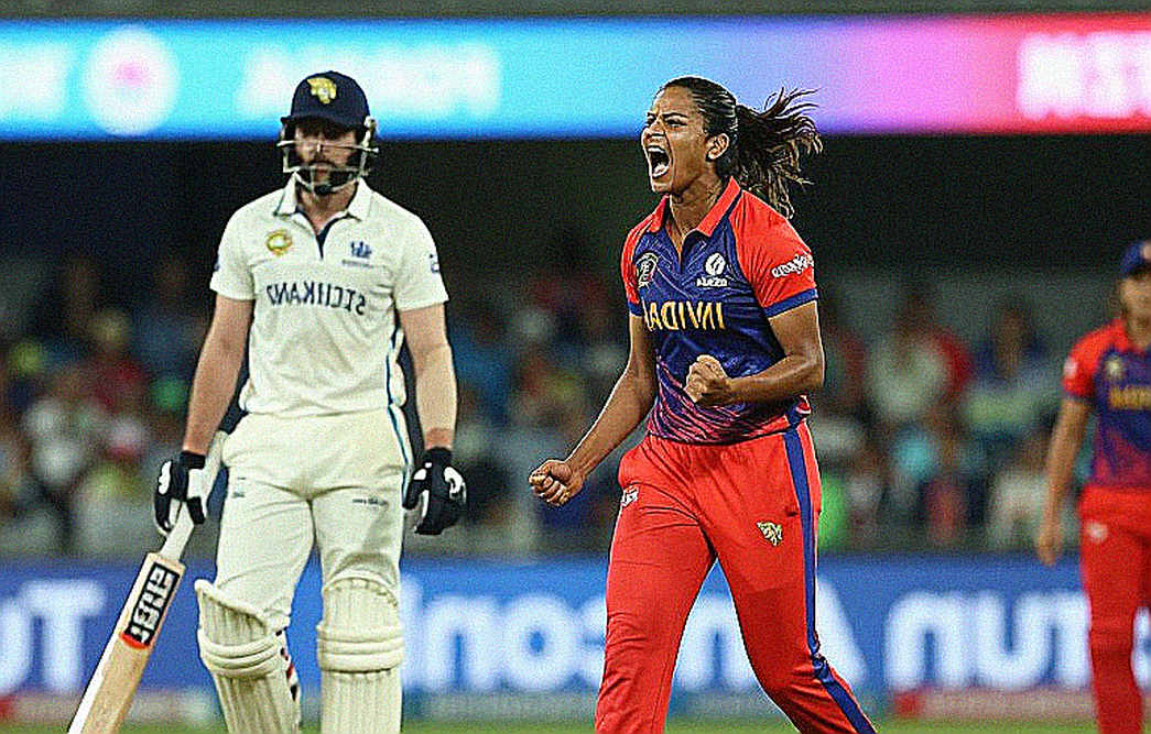 আইসিসি মাসের সেরা খেলোয়াড় পুরস্কারে শুভমান গিল: ভারতীয় ক্রিকেটের নতুন তারার উত্থান আইসিসি মাসের সেরা খেলোয়াড় পুরস্কারে শুভমান গিল: ভারতীয় ক্রিকেটের নতুন তারার উত্থান