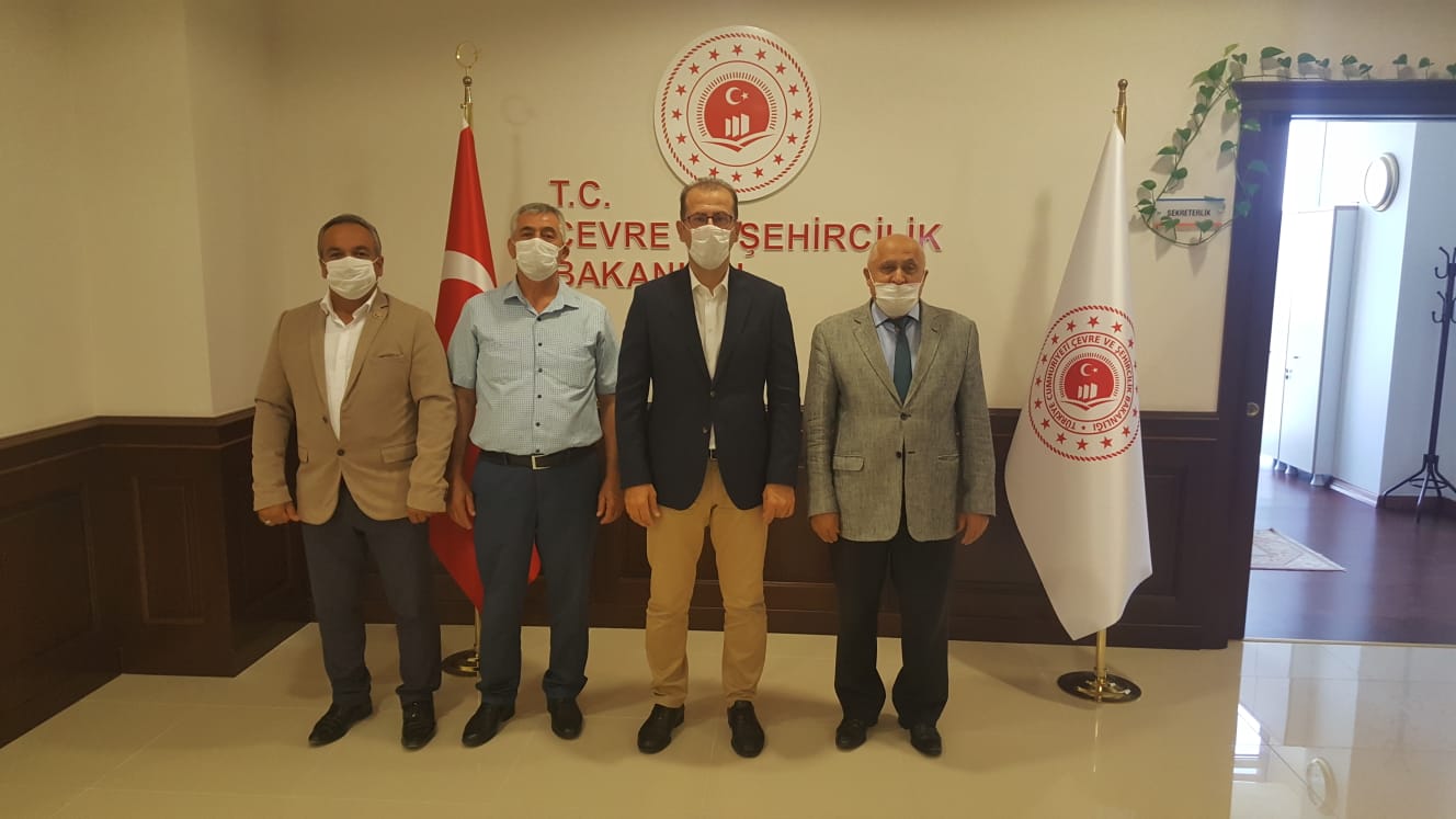 Karaman, Bornova köylerinin problemleri için koşturuyor