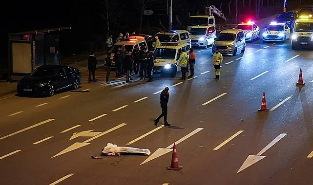 Otomobilden atladı, arkadan gelen araç çarptı: Feci ölüm!