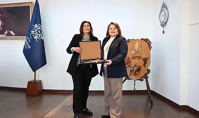 Başkan Çerçioğlu'na Didim Belediye Başkanı Hatice Gençay'dan ziyaret