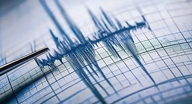 İran, 5,4 büyüklüğündeki depremle sarsıldı