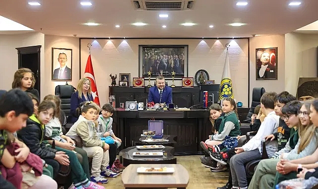 Başkan Duman, Bucalı çocukları makamında ağırladı