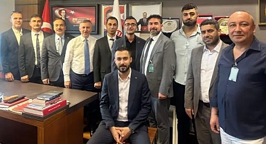Gelecek Partisi İzmir Teşkilatı Ankara’da Güç Gösterisi Yaptı