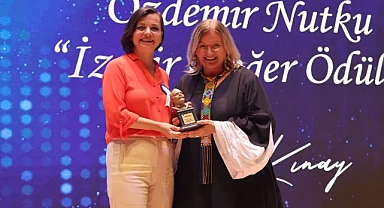 Başkan Kınay’a “Özdemir Nutku İzmir Değer Ödülü”