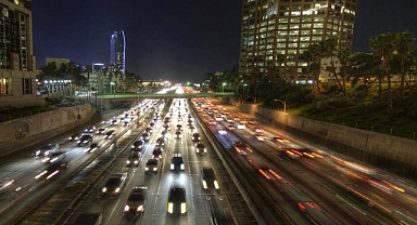 İzmir Belediyesi’nden AK Parti’ye ‘akıllı trafik’ cevabı