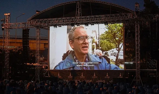 İzmir'de açık havada sinema keyfi!