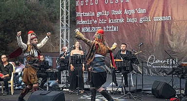 Bornova'da 30 Ağustos coşkuyla kutlandı!
