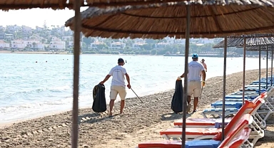 Çeşme plajlarında 7/24 temizlik