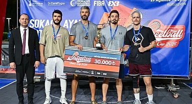 3x3 Streetball İzmir Cup 2025’te ödüller sahiplerini buldu