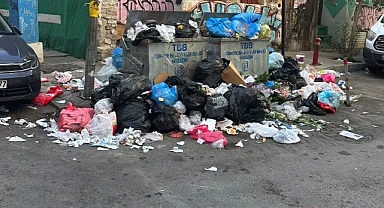 Eylem sonrası Konak’ta çöp dağları!