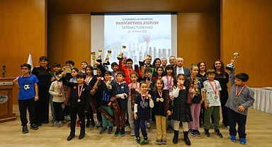 Geleceğin Satranççıları Karabağlar ’da Buluştu