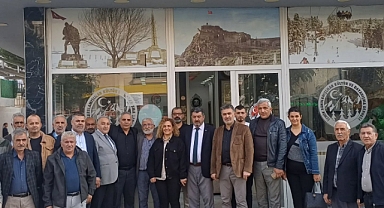 İZMİR SARIKAMIŞLILAR DERNEĞİ'NDEN BİRLEŞTİRİCİ BULUŞMA