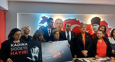 ZAFER PARTİSİ İZMİR KADIN AİLE VE ÇOCUK POLİTİKALARI BAŞKANLIĞI BASIN AÇIKLAMASI