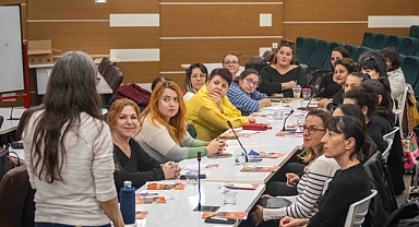 Bornova’da “Kadınların İnsan Hakları” İçin Güçlü Adım 