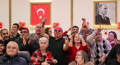Buca Belediyesi’nden Engel Tanımayan Yeni Yıl Kutlaması