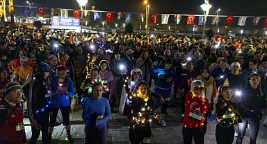 En Uzun Geceyi İzmirliler Aydınlattı