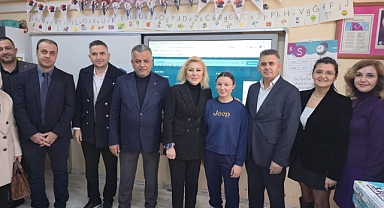 Şebnem Bursalı’dan İlçe Başkanı Oktay Özdemir’e Övgü: “Gençlerin ve Sporun Daima Yanında”