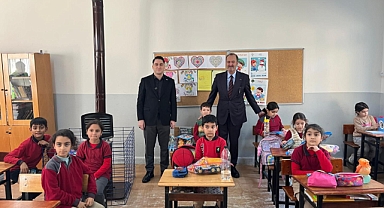 Ülkü Ocakları İzmir İl Başkanlığı'ndan Torbalı Yeşilköy İlkokulu'na Kapsamlı Eğitim Desteği