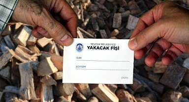 Efes Selçuk Belediyesi’nden sosyal desteğe ihtiyaç duyan ailelere yakacak fişi desteği
