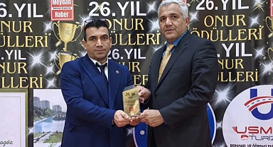 Medya Dünyasında Şeref Kürsüsü: 