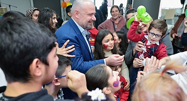 Menemen'de özel çocukların karne sevinci yürekleri ısıttı