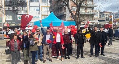 Zafer Partisi'nden Şirinyer'de Bayrak Mesajı: 