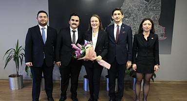 Anahtar Parti İzmir Gençliğinden Konak Belediye Başkanı Mutlu'ya ziyaret