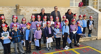 DEPREM HAFTASI ETKİNLİĞİ PROVASI ALKIŞ TOPLADI