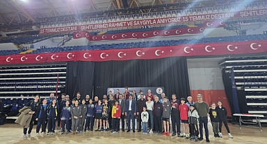 İzmir’de Masa Tenisi Rüzgarı: Genç ve Küçük Yıldızlar Sahne Aldı!