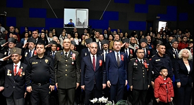 Buca’da 18 Mart Gururu: Şehitlerimiz Törenle Anıldı