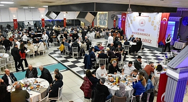 Buca’da Vefa Sofrası: Kaymakam Gürbüz Gaziler ve Aileleriyle İftarda Buluştu