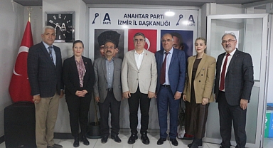 İzmir’de Diplomasi Trafiği: Anahtar Parti’de Azerbaycan Mesaisi