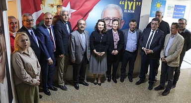 İzmir’de Türk Dünyası Rüzgarı: Azerbaycan Dost Dernekleri’nden İYİ Parti’ye Anlamlı Ziyaret