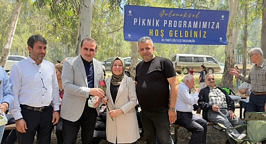 AK Parti Çiğli’den Anneler Günü’ne Özel Coşkulu Piknik Programı