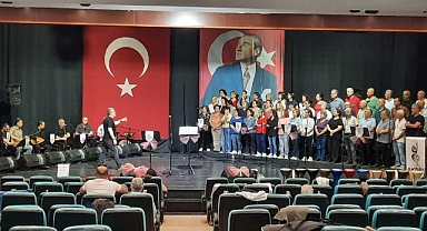 Anadolu'nun Sesi Konak'ta Yankılandı: 