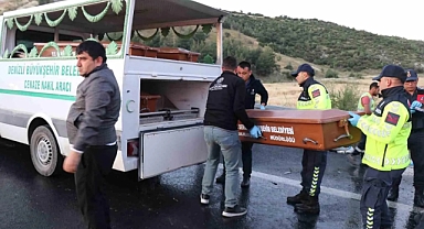 BAYRAM DÖNÜŞÜ FACİA: Denizli'de Yolcu Otobüsü Alev Topuna Döndü, 8 Can Kaybı!