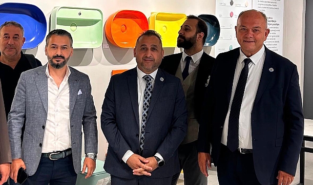 AKGÜN GROUP DURA-TILES'TA DİKKAT ÇEKEN BULUŞMA: METEHAN KARAÇANTA'DAN GÜÇLÜ TÜRKİYE VURGUSU