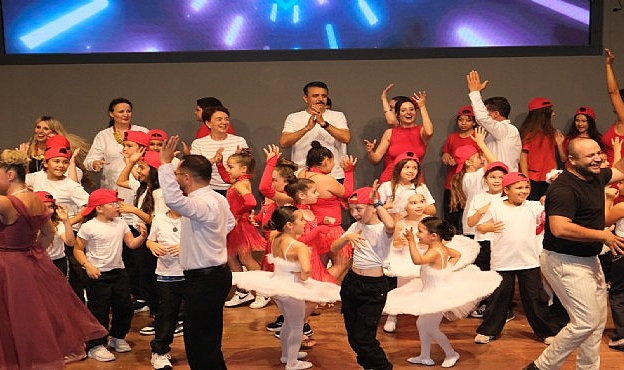 Dikili’de sanat rüzgarı